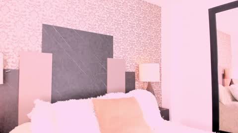     online show from January 18, 2025, 8:09 pm