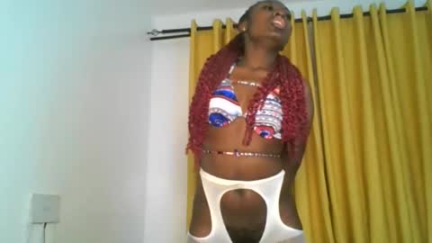 Snapshot of _cutestephanie chatting on December 16, 2025, 1:54 am STEPH online show from December 16, 2025, 1:54 am