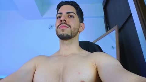 Snapshot of _davidwolf chatting on October 21, 2025, 11:16 pm David online show from October 21, 2025, 11:16 pm