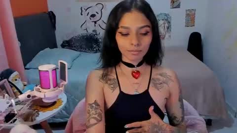 Snapshot of _dayanne_ chatting on October 27, 2025, 3:32 am Pao online show from October 27, 2025, 3:32 am