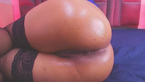 Snapshot of _diionne chatting on October 23, 2025, 7:23 pm Dione online show from October 23, 2025, 7:23 pm