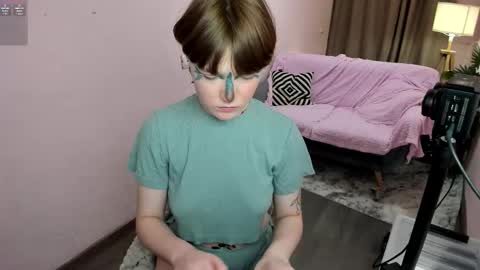 Luna    online show from March 17, 2026, 12:52 pm