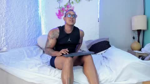 Dylan Jacob online show from September 26, 2025, 2:26 am