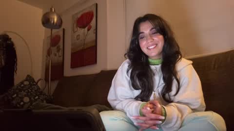  elena barra online show from December 22, 2025, 6:38 pm