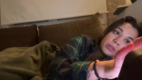 Snapshot of _elena_barra chatting on February 18, 2026, 11:39 am elena barra online show from February 18, 2026, 11:39 am