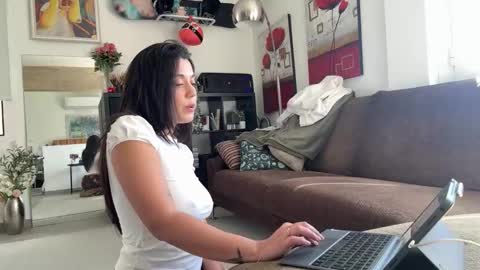 Snapshot of _elena_barra chatting on March 1, 2026, 11:45 am elena barra online show from March 1, 2026, 11:45 am