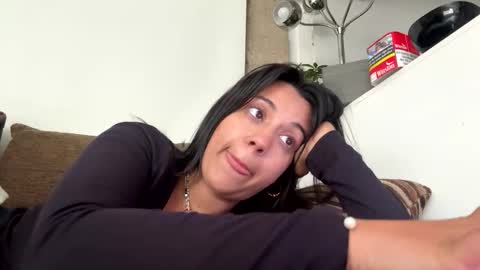 Snapshot of _elena_barra chatting on April 15, 2026, 7:26 am elena barra online show from April 15, 2026, 7:26 am