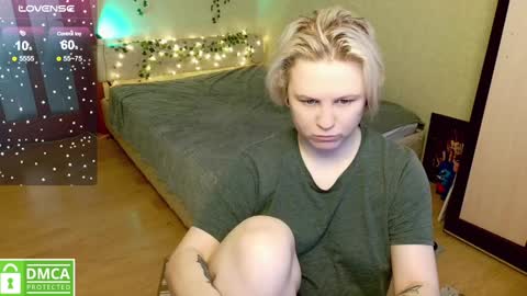 chloue and Gretta online show from December 16, 2024, 9:03 am