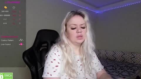 chloue and Gretta online show from January 15, 2025, 6:22 am