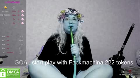 chloue and Gretta online show from February 5, 2025, 6:24 am