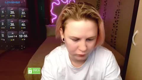 chloue and Gretta online show from February 27, 2025, 4:32 pm