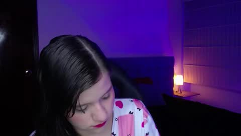 Snapshot of _emaa_ chatting on November 26, 2025, 2:01 am _emaa_ online show from November 26, 2025, 2:01 am