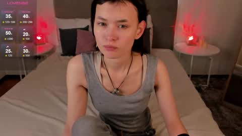 _emily__strike_ online show from October 12, 2025, 10:03 am