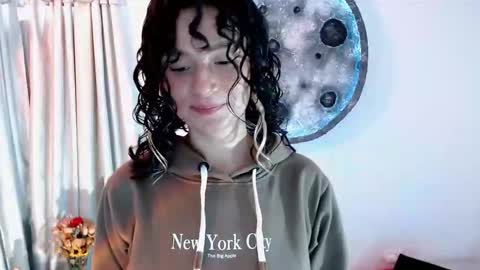 Snapshot of _emily_g chatting on September 23, 2025, 4:43 pm Emily G online show from September 23, 2025, 4:43 pm