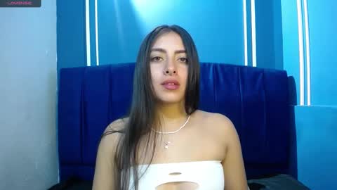 Snapshot of _emma_diamond_ chatting on February 20, 2025, 4:25 pm Emma online show from February 20, 2025, 4:25 pm