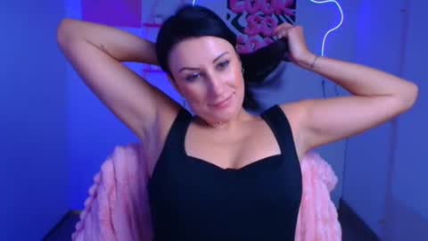 Snapshot of _emma_lay chatting on October 30, 2025, 6:59 am Emma online show from October 30, 2025, 6:59 am