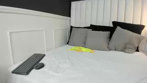 Snapshot of _emma_willliams_ chatting on September 18, 2025, 2:08 pm Emma online show from September 18, 2025, 2:08 pm