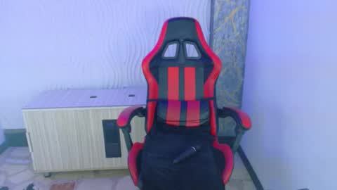 Emmaa Harper3 online show from October 14, 2025, 6:25 am