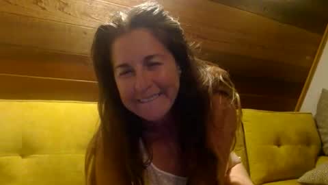 Snapshot of _energygodess chatting on April 13, 2026, 8:53 am _energygodess online show from April 13, 2026, 8:53 am