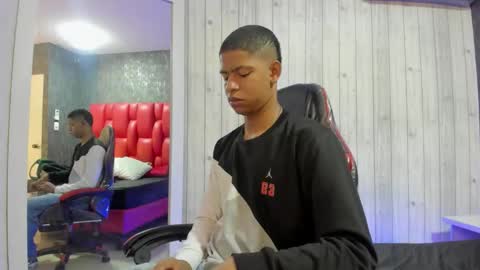 _erick_j online show from March 26, 2026, 8:03 pm