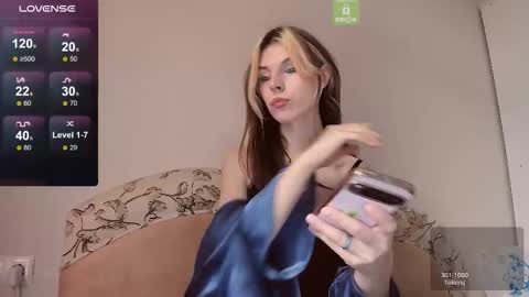 Eva online show from November 14, 2025, 9:08 am