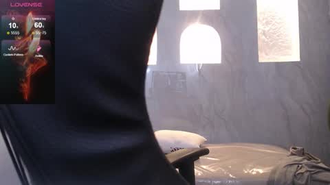  evoni  online show from October 11, 2025, 1:16 am