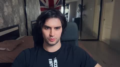 Keanu online show from October 8, 2025, 11:52 am