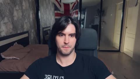 Keanu online show from October 16, 2025, 2:18 pm