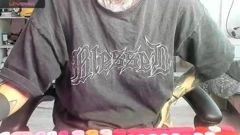 Alis online show from November 2, 2025, 7:44 am