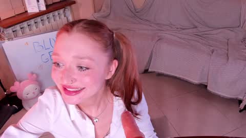 Snapshot of _fieryflash_ chatting on December 14, 2024, 4:52 pm Lola 3 online show from December 14, 2024, 4:52 pm