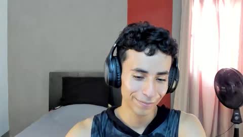 jair eduardo online show from February 9, 2026, 8:35 pm