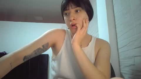 Mia-foster online show from December 20, 2025, 4:47 pm