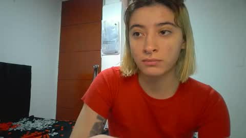 Mia-foster online show from April 20, 2026, 5:37 pm