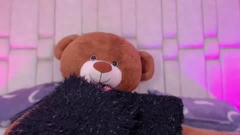 Gigi online show from November 6, 2025, 11:44 am