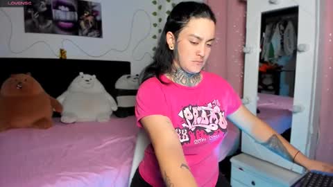 Snapshot of _gleep chatting on October 27, 2025, 1:42 am LEEP online show from October 27, 2025, 1:42 am