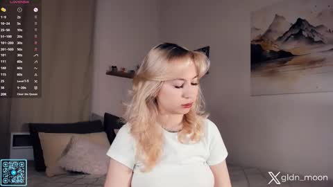 Rina online show from November 15, 2025, 9:21 pm