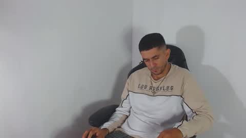 Snapshot of _grasshopper chatting on February 20, 2026, 2:08 am _grasshopper online show from February 20, 2026, 2:08 am