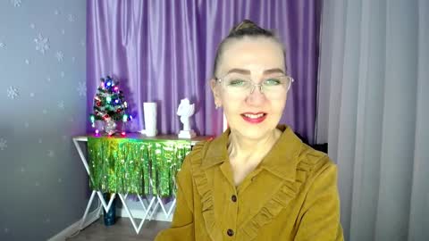 _greybunny_ online show from January 2, 2025, 1:19 pm