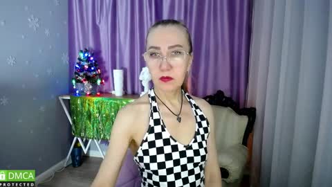 _greybunny_ online show from January 11, 2025, 8:11 am