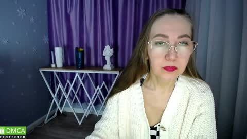 _greybunny_ online show from March 5, 2025, 9:27 am