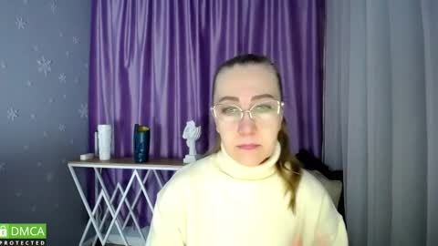 _greybunny_ online show from March 9, 2025, 8:29 am