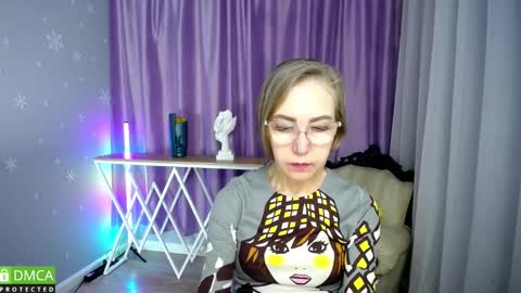 _greybunny_ online show from October 29, 2025, 8:49 am