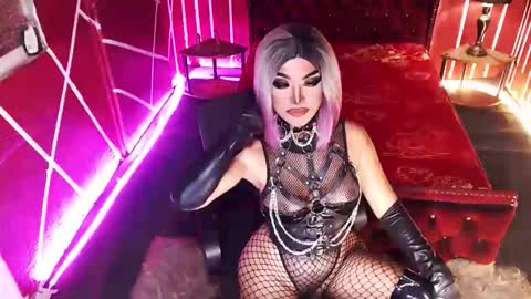 Snapshot of _hailyourqueenx chatting on September 30, 2025, 8:58 pm GoDDess Chloe online show from September 30, 2025, 8:58 pm