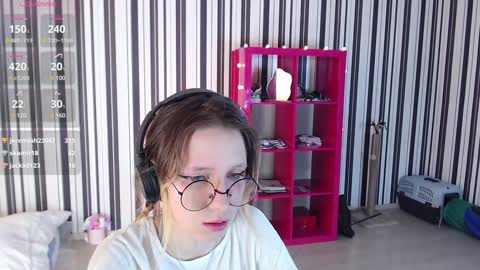 Snapshot of _hanna_moon_ chatting on February 8, 2025, 10:07 am Hannaolotl online show from February 8, 2025, 10:07 am
