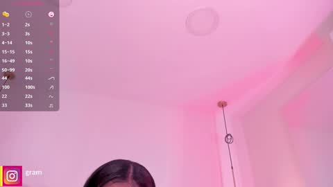 Darlis  online show from November 5, 2025, 8:09 pm