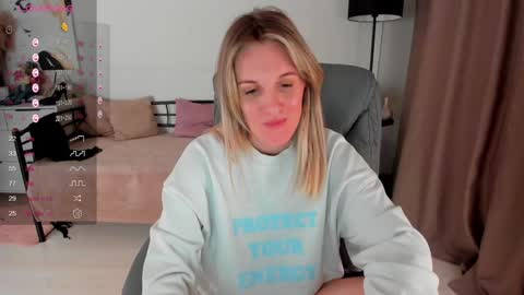 Snapshot of _i_d_a_ chatting on February 2, 2025, 7:20 am Ida online show from February 2, 2025, 7:20 am