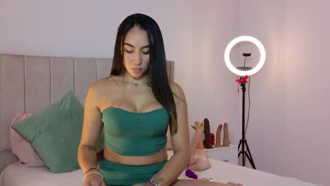 Megan online show from May 22, 2026, 5:25 am