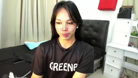 yanie online show from February 10, 2026, 11:31 pm