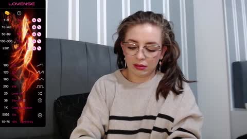 Snapshot of _isaabellaa chatting on December 22, 2024, 5:53 pm Isa online show from December 22, 2024, 5:53 pm