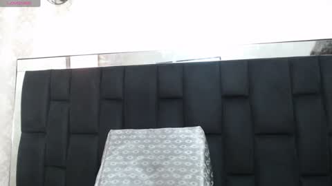 Snapshot of _isaabellaa chatting on January 10, 2025, 11:33 am Isa online show from January 10, 2025, 11:33 am